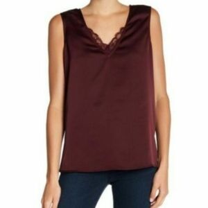 *****  IN BLACK ***** NYJD BLACK SATIN V NECK LACE SLEEVELESS TOP, NWT   XXS